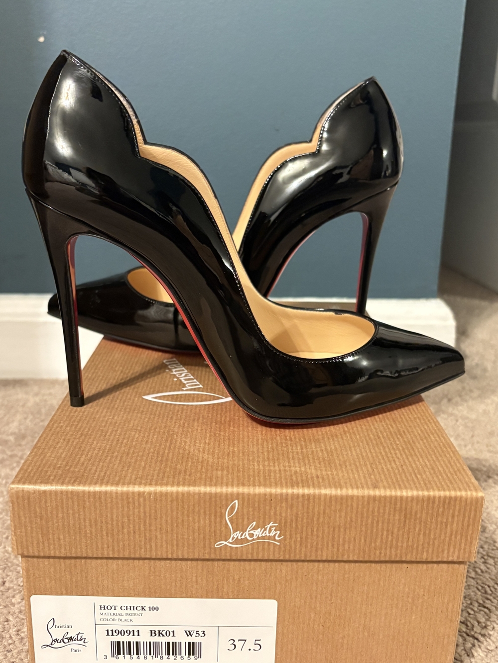 Christian Louboutin Black Patent Hot Chick 100 Pointed-Toe Pump NWT